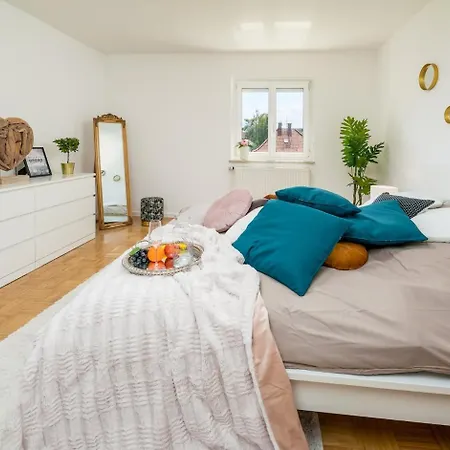 Eg M Schoene 70m2 Grosse 2-zimmer Naehe Salzburg Apartmán Freilassing